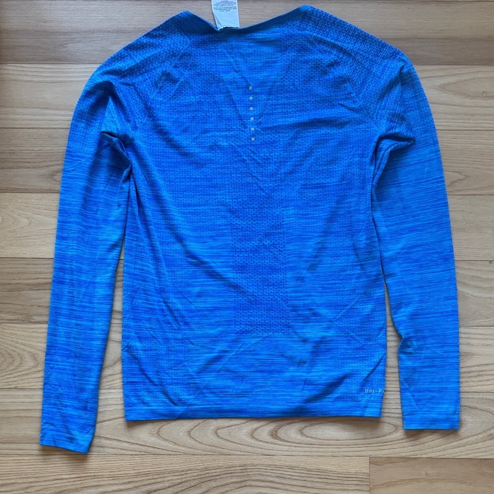Nike Dri Fit Shirt Mens S Blue Long Sleeve Running Gym Thumb Holes - Picture 6 of 8